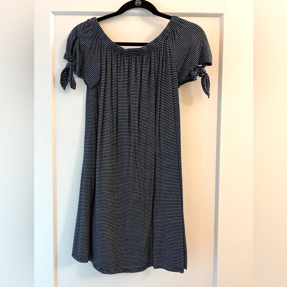 Off the shoulder stripped flowing dress